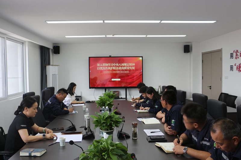 杜永康到韓城昇隆公司講授深入貫徹中央八項規定精神學習教育專題黨課