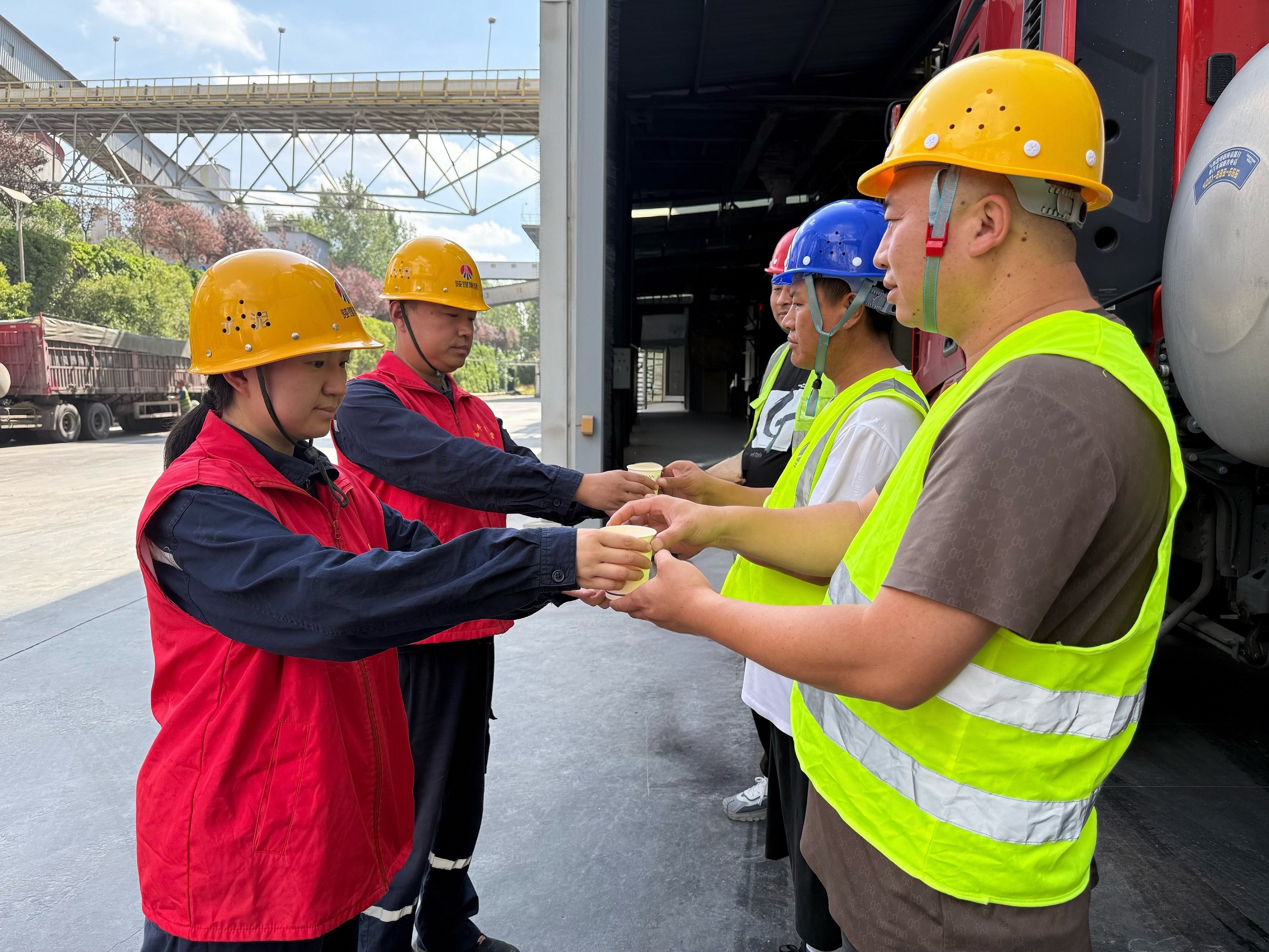 富平公司發(fā)運車間開展安全服務提升活動